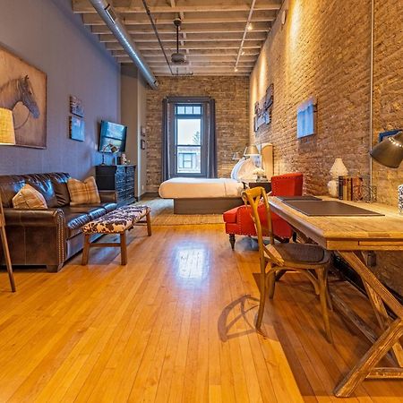Hip Urban Loft-Small Town Charm-124 Lofts #2 West Dundee Exterior photo